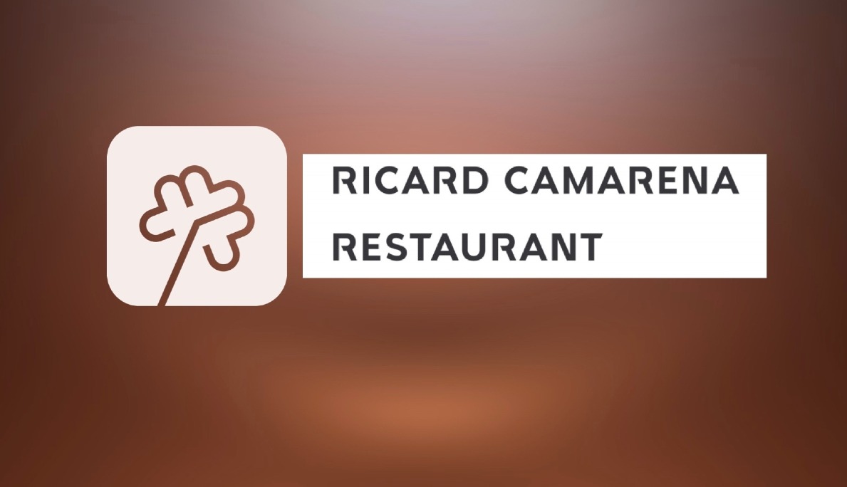 リカール・カマレナシェフが洪水の被害を受けた人々に数千の食料を配布