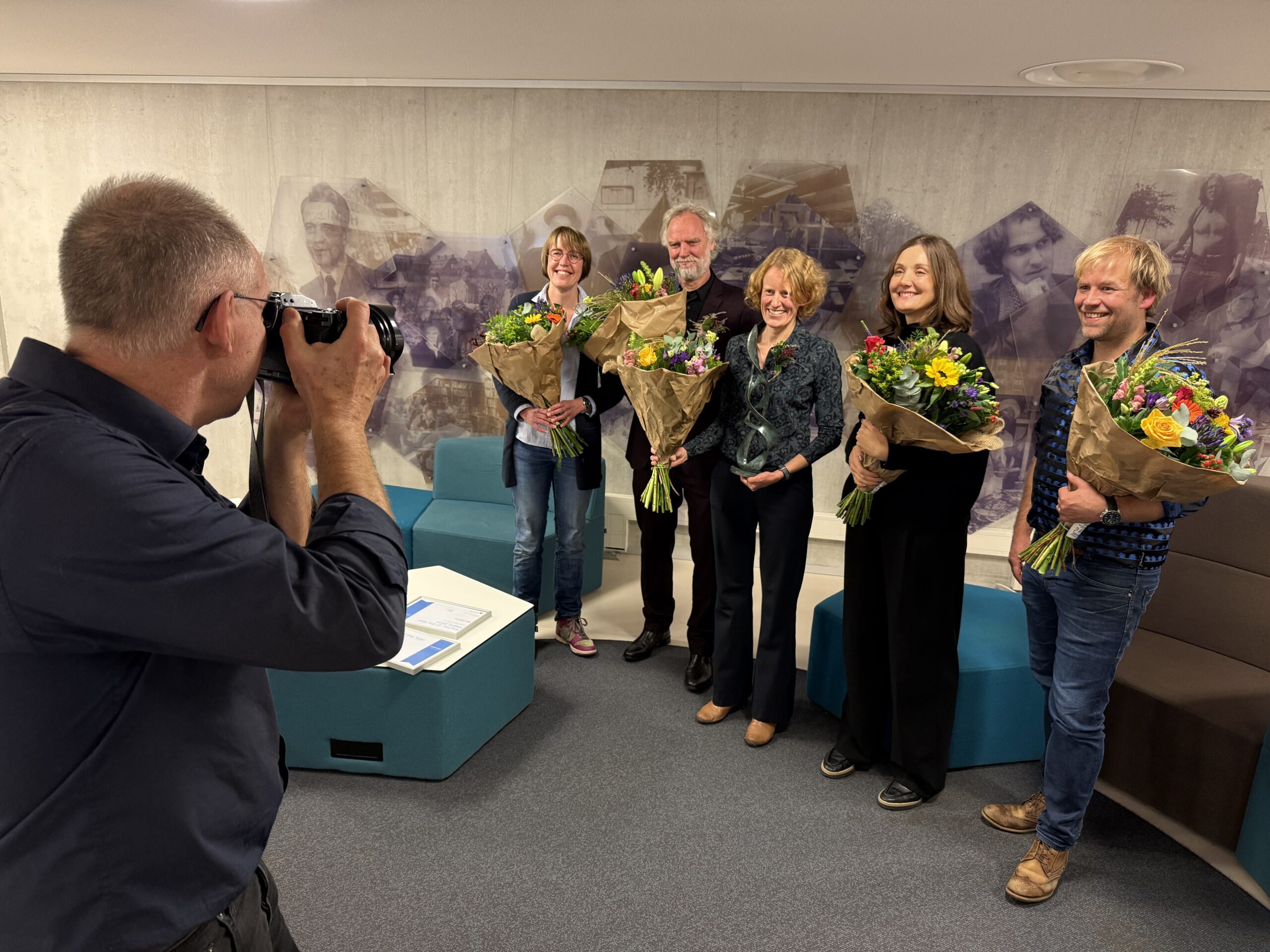 ハニー・ファン・デル・ホーニングが年間最優秀教師 (TOTY) に選出