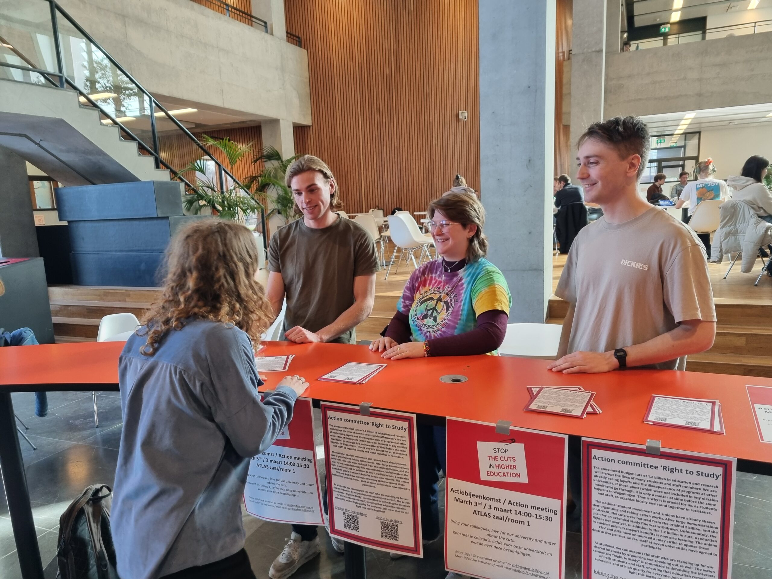 削減に対する学生行動委員会