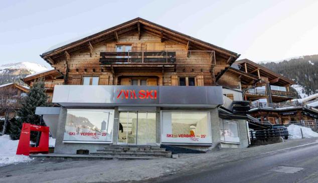 Tienda Zara Ski en los Alpes