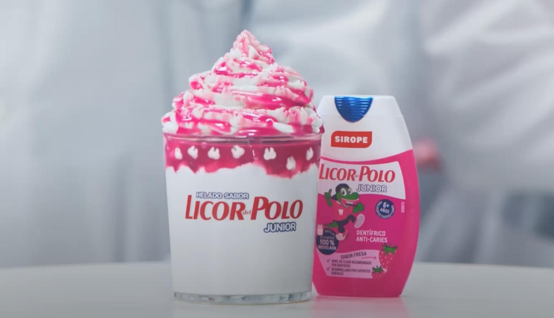 Grupo de dentistas con el helado de KFC y Licor del Polo