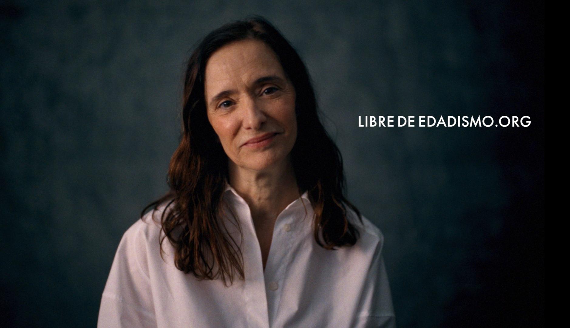 Ana Torrent en una campaña contra el edadismo en cosmética