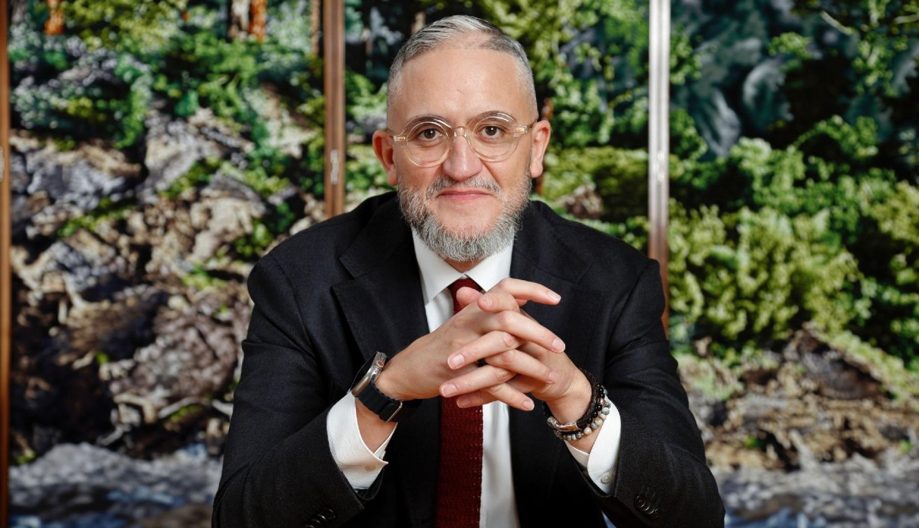 この不確実な未来の前に良いパートナーになる方法についてのアレハンドロ・ロメロ（LLYC）との会話