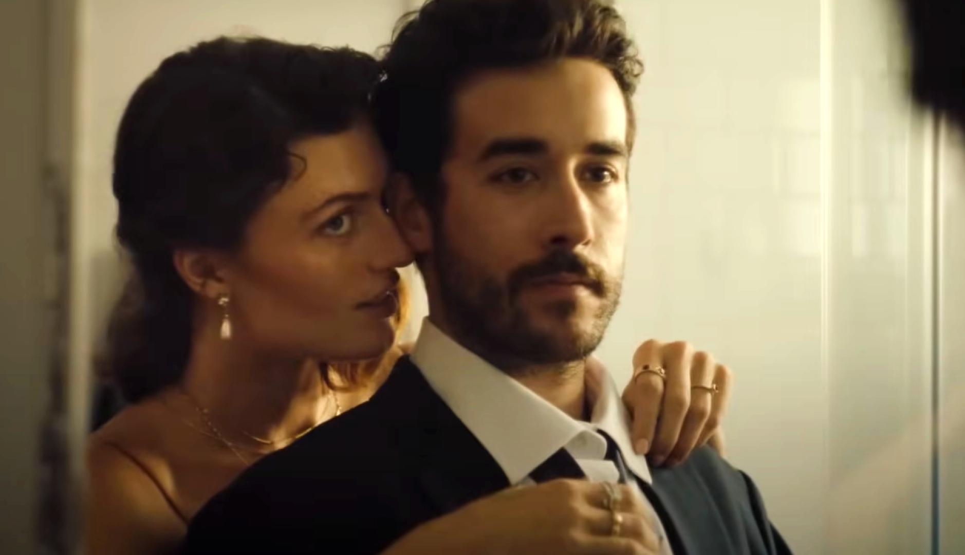 ウーバーは、郊外の新たな視聴者とつながるために、待ち時間をラブストーリーに変える