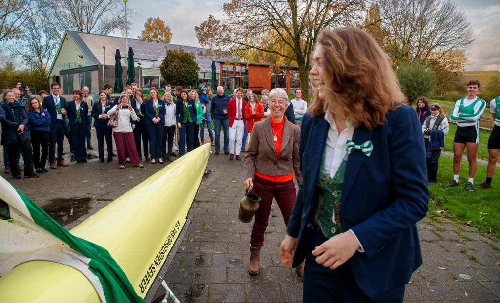 「あなたに洗礼を授けます、AG van Opheusden Sever」