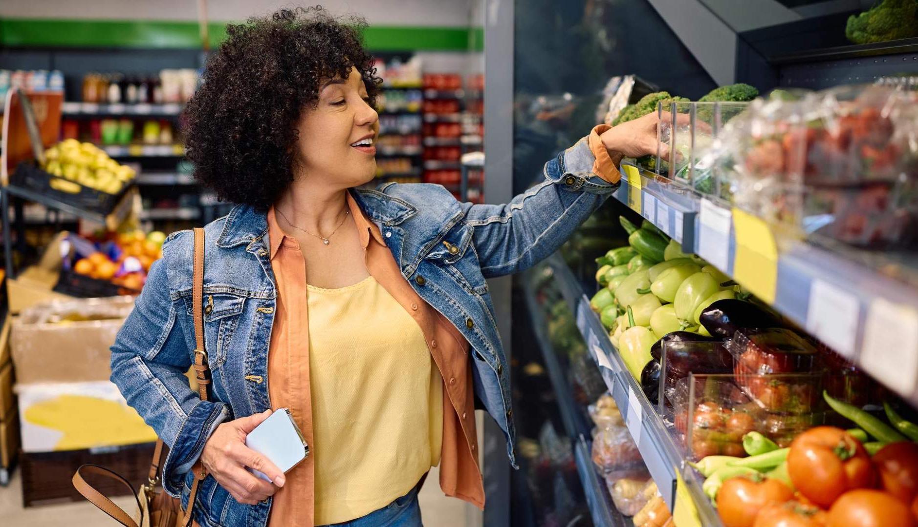 パントリーバスケットとプロモーションの検索: スペインにおけるラテンアメリカ家庭の消費