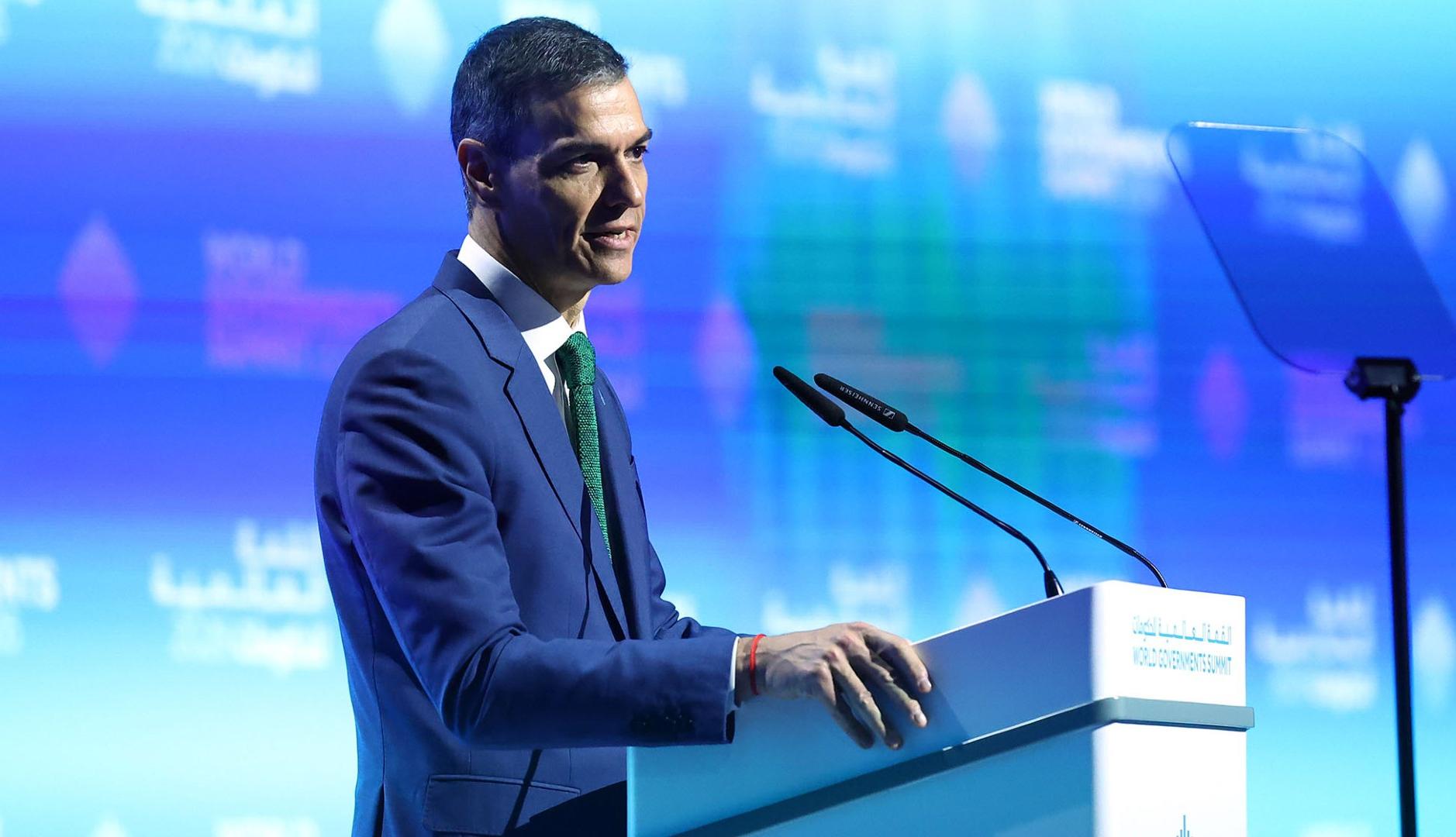 Pedro Sánchez anunciando medidas para redes sociales