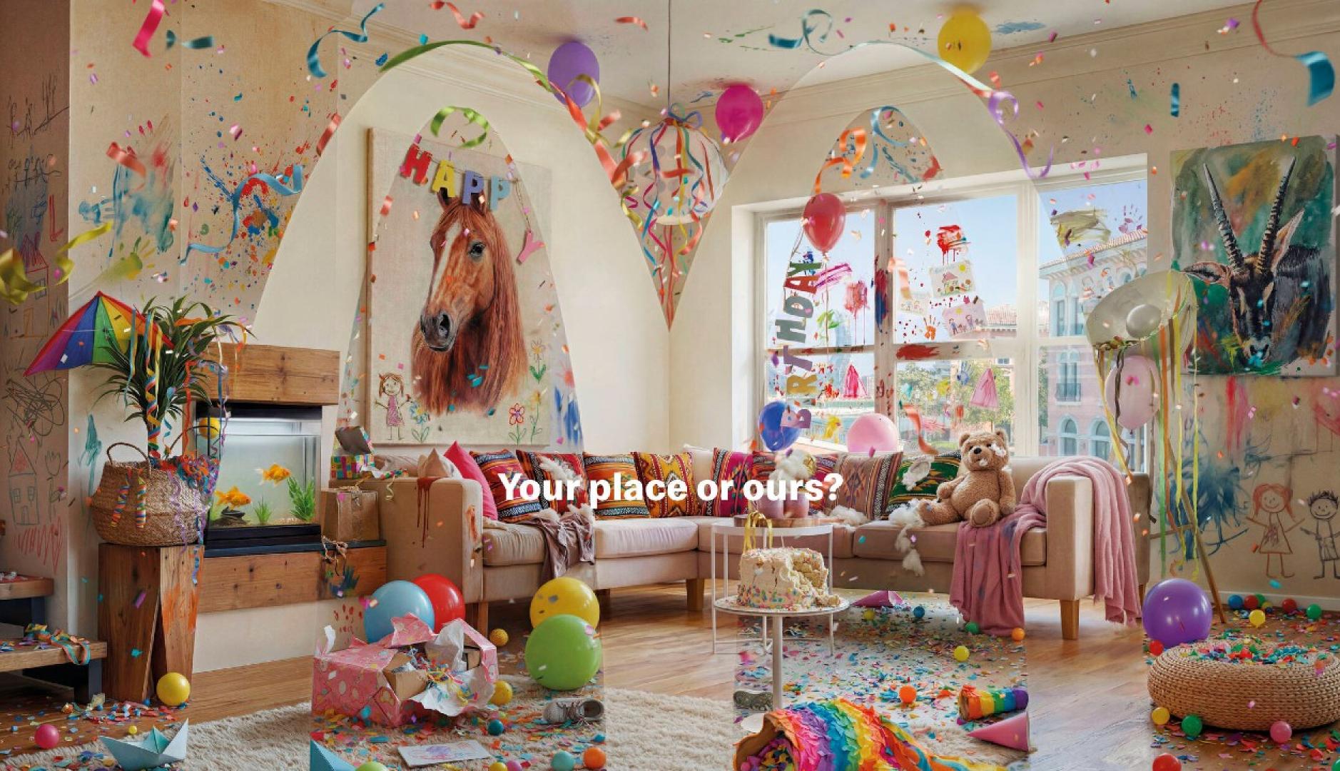 Gráfica de la campaña donde se ve un salón desordenado después de una fiesta infantil y los arcos de McDonald