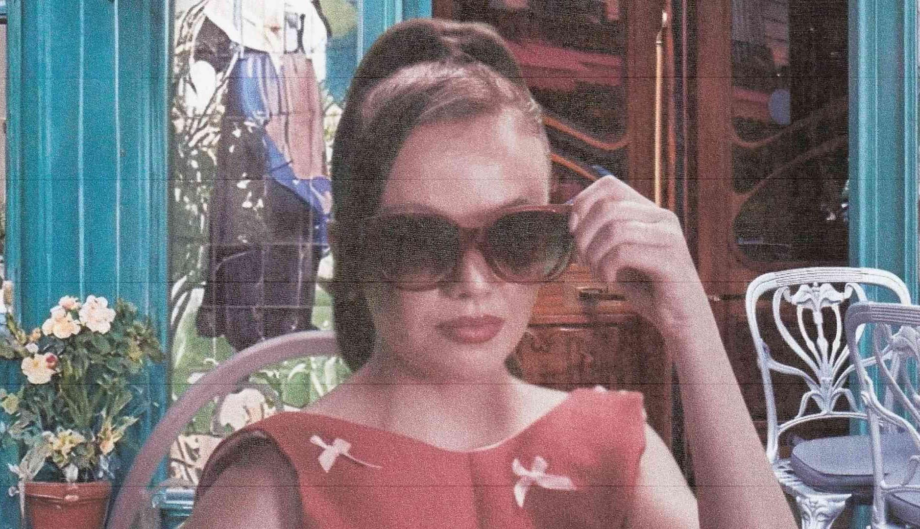 La cantante Asha luciendo gafas de Alain Afflelou