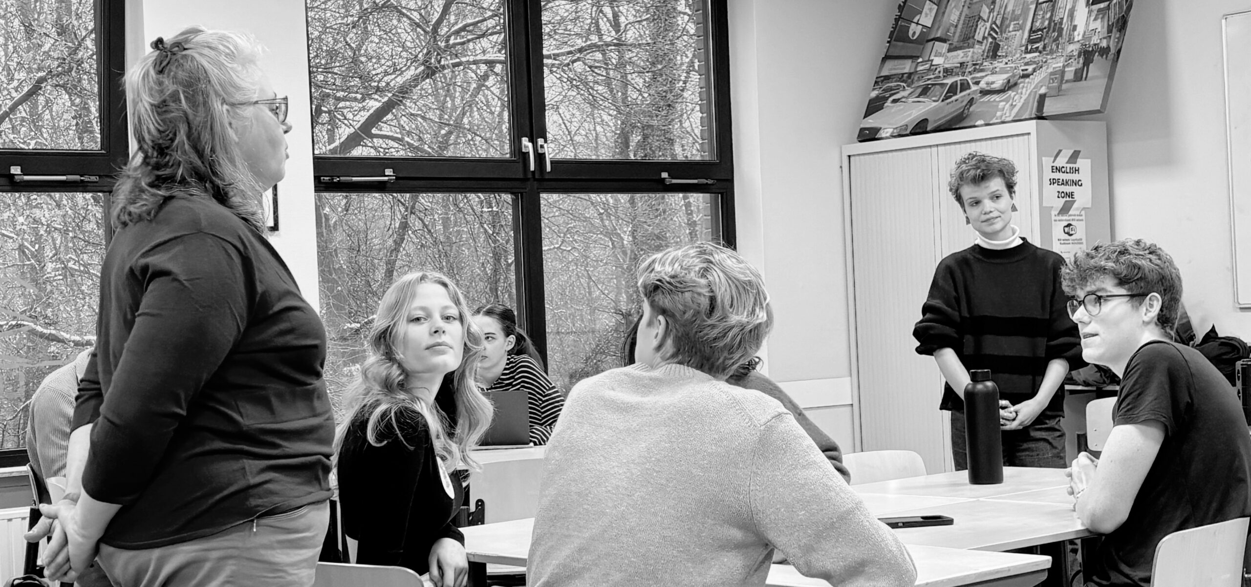 ナンセンス、ポピュリズム、侮辱を扱う練習をする