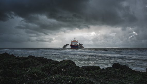 砂をきっかけに