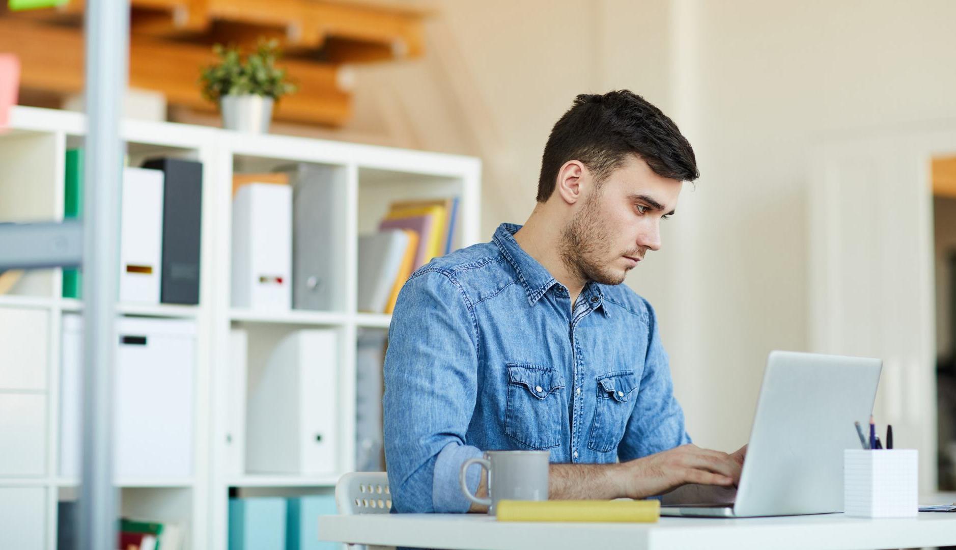 「インターンシップメールボックス」は、職業上の不正行為の可能性に関する匿名の苦情を収集します。