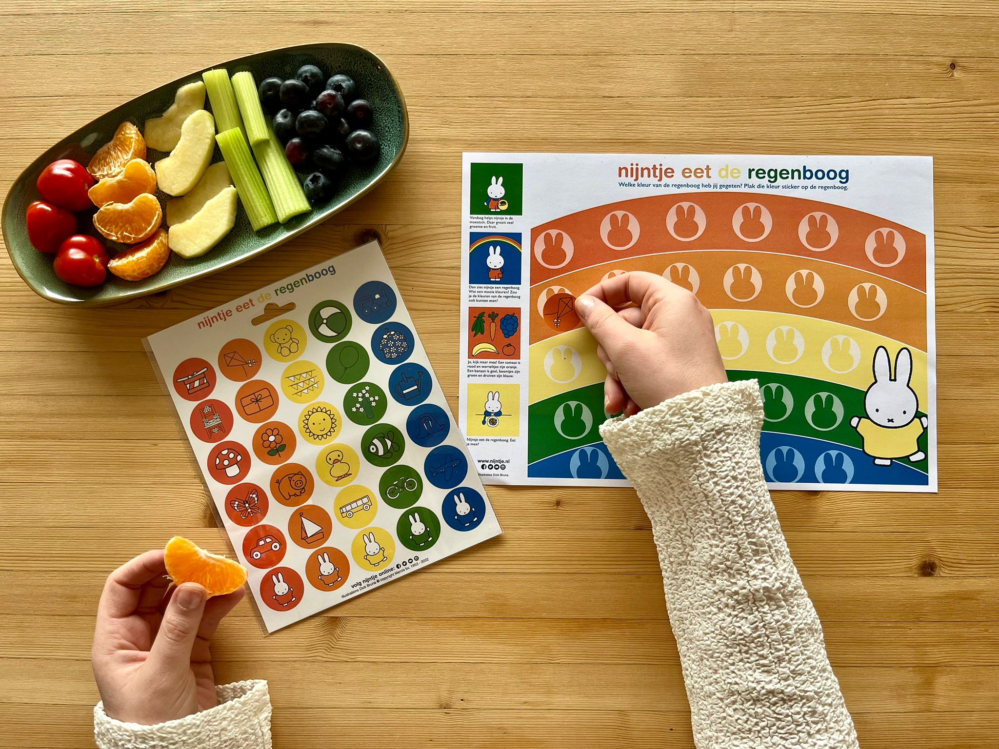 ミッフィーは子どもたちの「カラフルな」食事のお手伝いをします