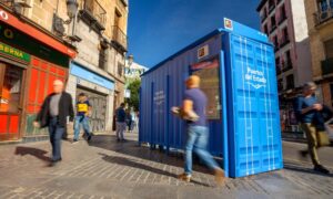 キャノピーをコンテナに変換: これがプエルトス デル エスタドのコミュニケーション方法です