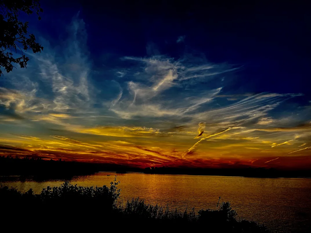 ヒューロン湖の上空の夕空