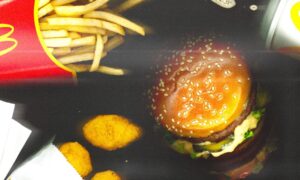 マクドナルド、営業時間中の注文を促進するためにメニューをスキャン