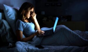 これはメタ社が従業員の 10% を解雇した際のメールです