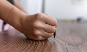 全国的な参加状況：空席が多く、投票率は低い