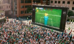 コカ・コーラ、世界的なワールドカップキャンペーンの最新章でVARの緊張を和らげる