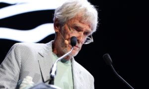 ジョン・ヘガティ：「私たちはいじめの技術を完成させ、鼓舞する能力を放棄した」