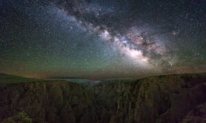 認定されたダークスカイの目的地を結ぶこの新しい「星空観察トレイル」で夜更かしして宇宙を鑑賞しましょう
