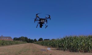 ドローンで喉の渇きを確認する