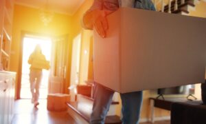 家から出て？ワーヘニンゲンには比較的多くの若者が遠方から集​​まります