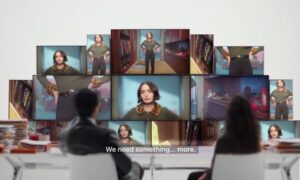 Zalando は、ルックの選択に関するリリー コリンズの考えを新しい広告で実現しています