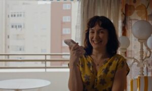 「テレのせいだ」: モビスターは母と娘の感情的な呼びかけでネットワークのセキュリティを強化