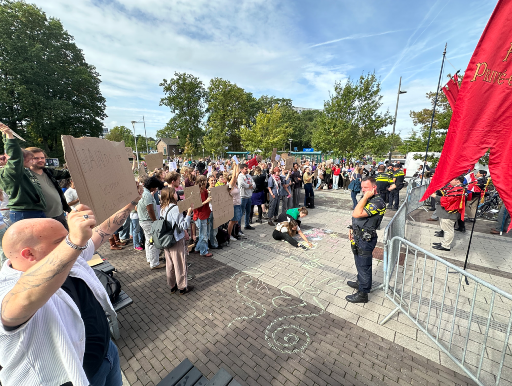 Tegendemo tegen anti-arbortusdemonstratie.